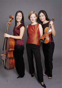 Internationally-acclaimed trio to perform