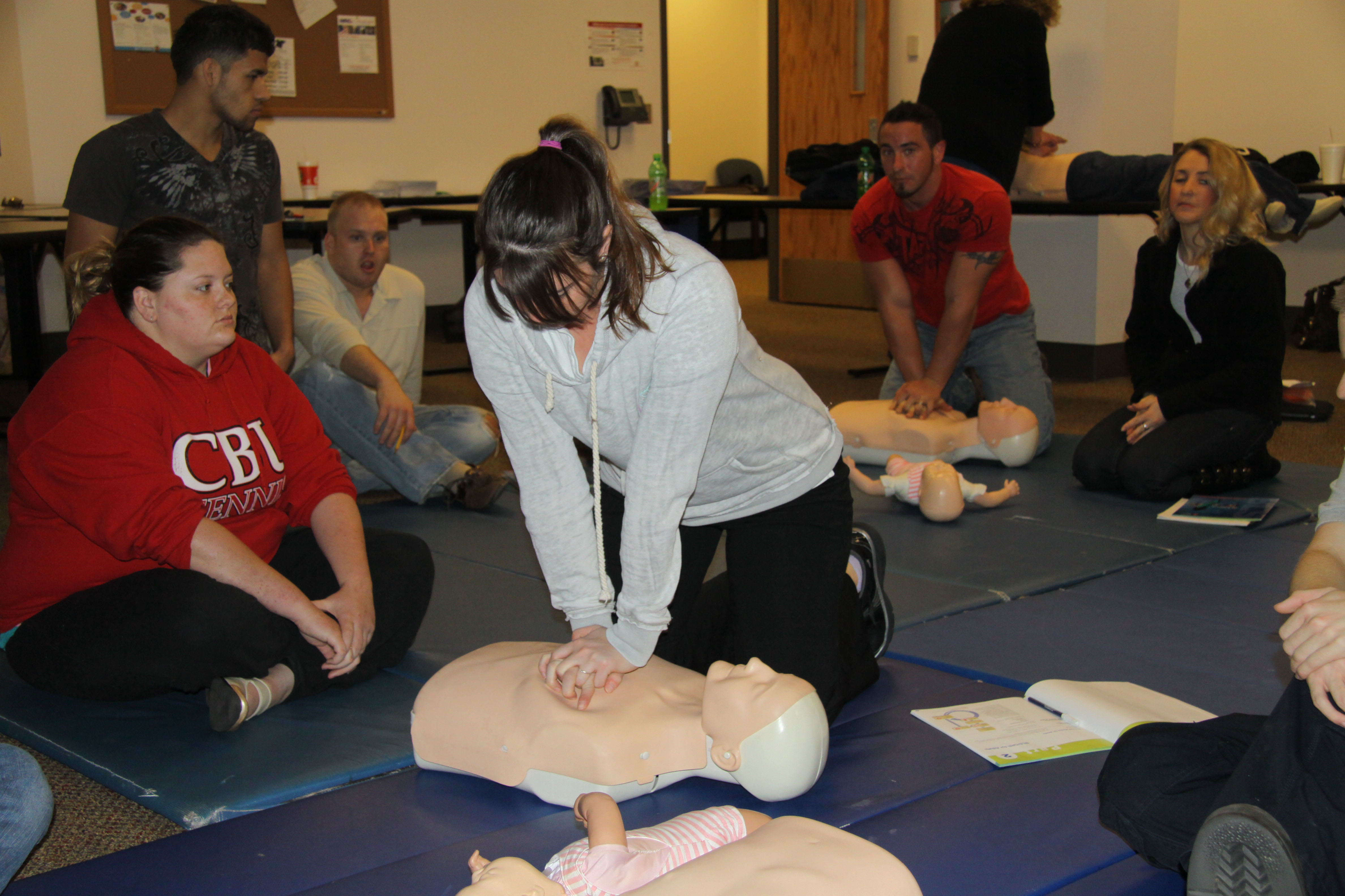 SEMSA hosts CPR training workshop for students