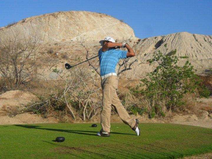 Student makes top 10 at Mexico golf tournament