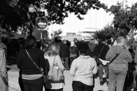 Thousands of Oklahomans line up to get into the Capitol. Photo by Sean Stanley